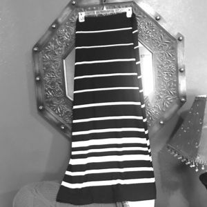 White House/Black Market Long Skirt